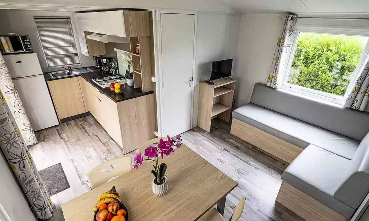 Touquin House | Noya Privilege 4-Bedroom Mobile Home for 6 People + TV
