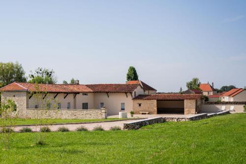 Chaumesnil House | Old Farmhouse
