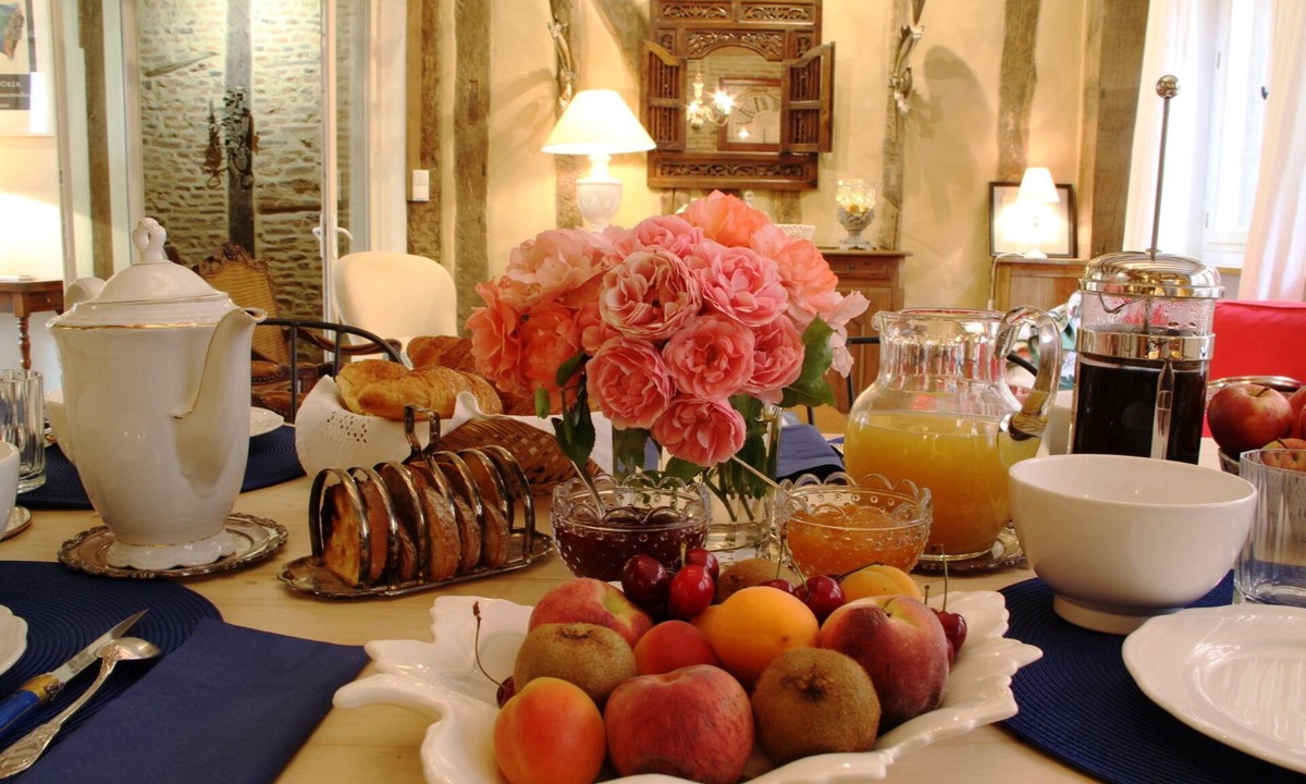 Le Fousseret House | Ombre Rose