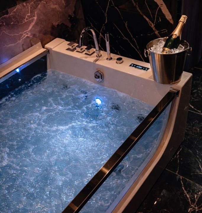 Yutz Apartment | Paradise Room - Spa & Sauna de Luxe à Yutz
