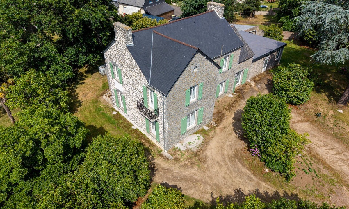 Begard House | Parc Huellan - avec grand jardin
