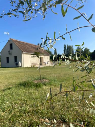 Saint Valerien House | Parenthèse au Gué des Archers maison climatisée