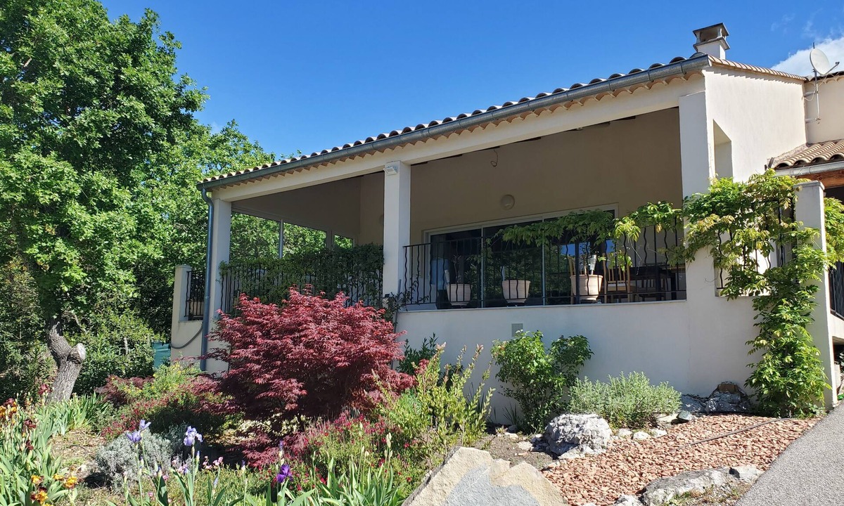 Saint-Hippolyte-du-Fort House | Peaceful home with large covered south-facing terrace