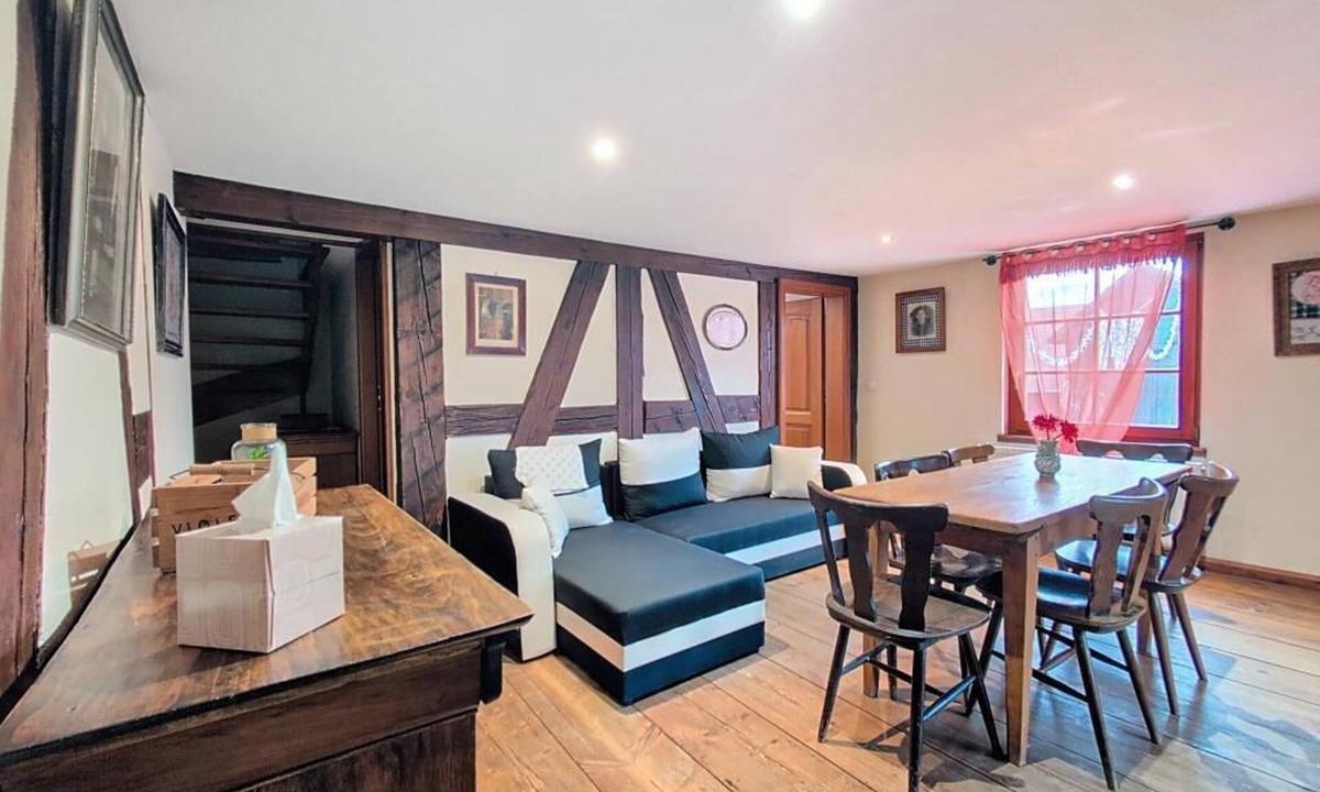 Boofzheim Apartment | Perle du Ried n°2, Large 3-room Alsatian apartment 15mn Europapark - Strasbourg-Colmar