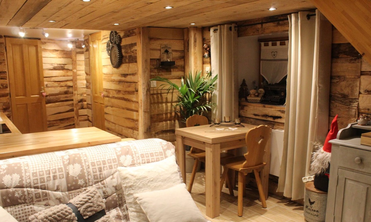 Bindernheim House | Petit Chalet Atypique Idéal Pour Couple ou Avec un Enfant, Tout Confort
