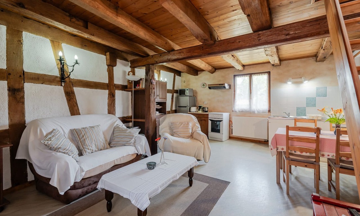 Issenhausen Cottage | Petit'gite Le Bouton d'Or "bi's anstetts"