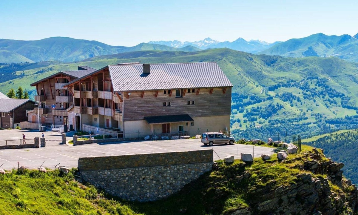 Cadeilhan-Trachere Condo | Piscine + Casiers à Ski | 50m des Remontées !