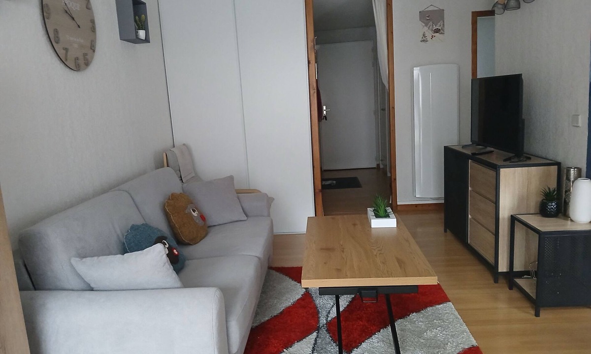 Esquieze-Sere Apartment | Pleasant, comfortable apartment for 4 adults and 2 children