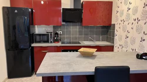 Chalons-en-Champagne Apartment | Pour les pros - 2 couchages - parking gratuit COSY