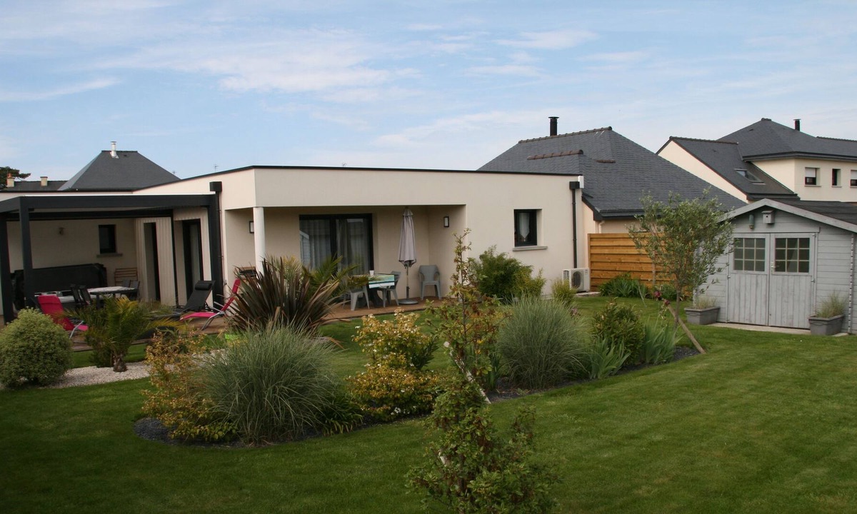 Ploubalay House | Pretty modern landscaped house with SPA in Beaussais sur Mer