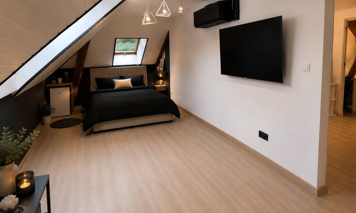 Le Mans Bed & Breakfast | Private Floor, 45 M2, Near the Le Mans Circuit