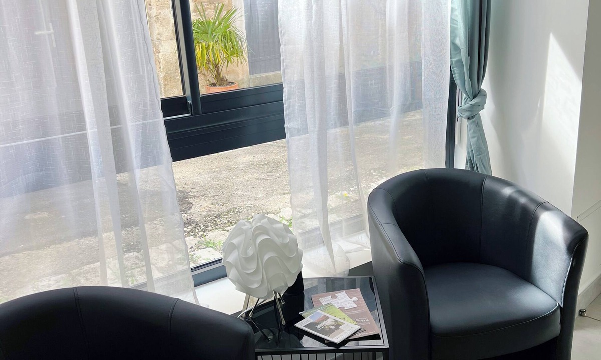 Chablis Apartment | Privatization: 2 Spa & Sauna Suites in Chablis