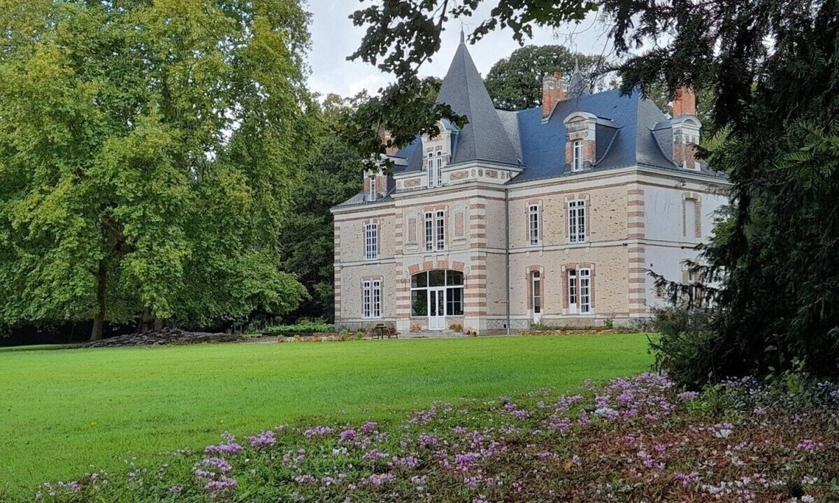 Chaze-Henry Other | PRIVATIZATION RENTAL CASTLE HOLIDAY AND WEEKEND OUEST FRANCE