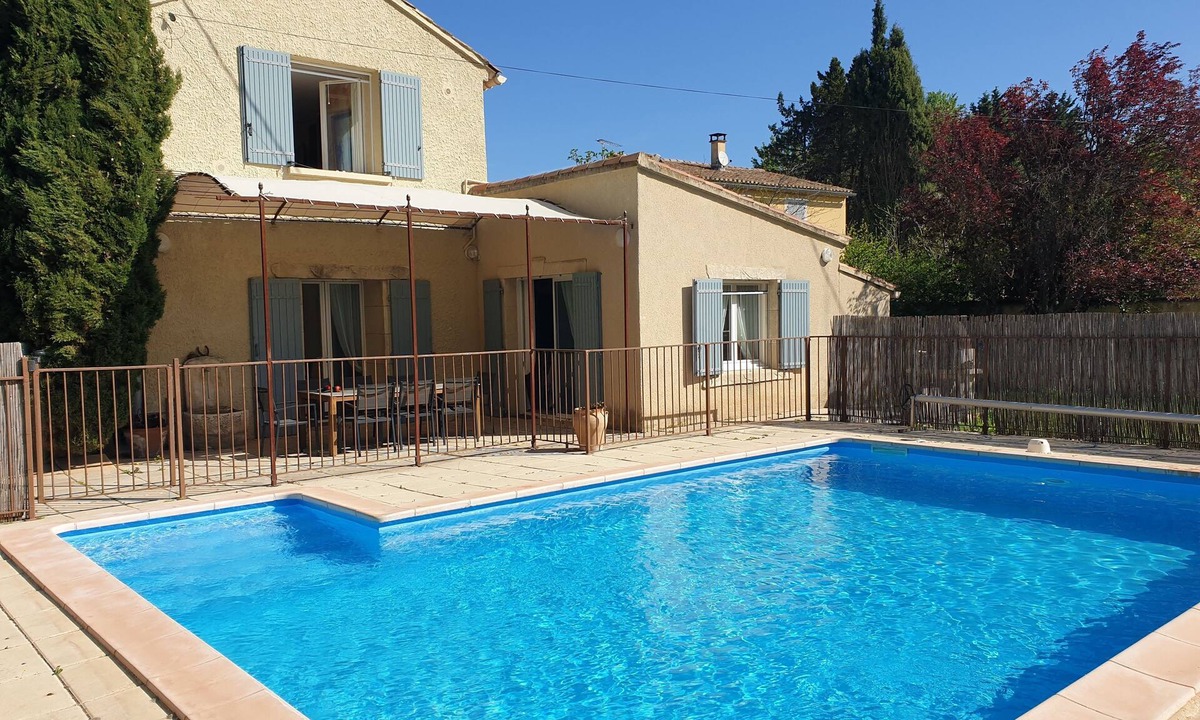 Monteux House | Provençal farmhouse in the countryside, with air conditioning and a pool, near Avignon