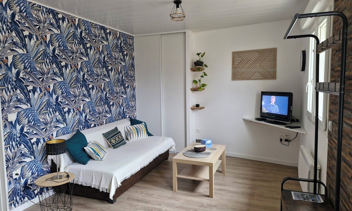 Rigny-le-Ferron House | Quiet 5-person accommodation