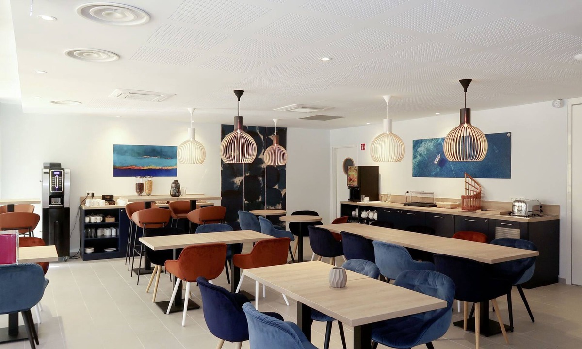 Cavalaire-sur-Mer Apartment | Résidence Odalys Collection Les Canisson by Interhome
