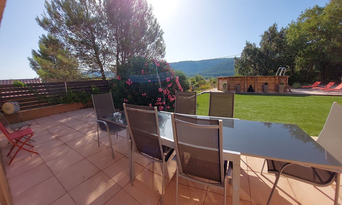 Nans-les-Pins House | Rêves en Provence, Piscine,billard, Calme, vue sur la Sainte Baume