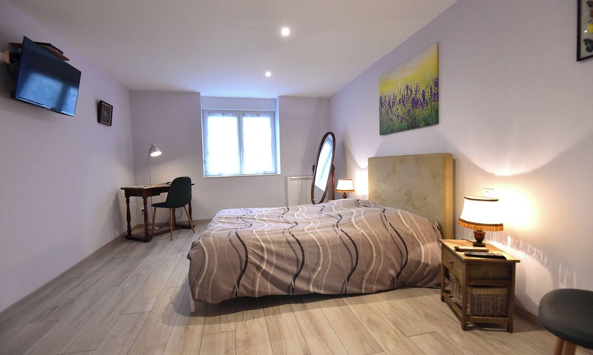 Marville House | Relais Ermesinde for peace and quiet in a listed village with character