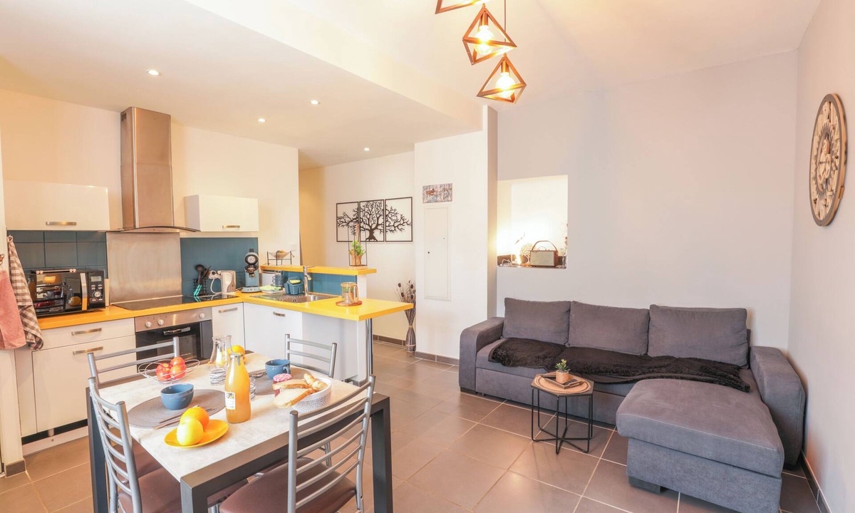 Argeles Gazost Apartment | Renovated apartment - In the heart of the spa district