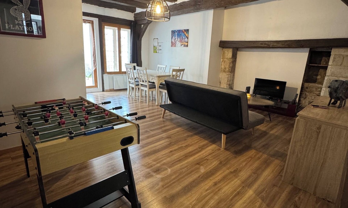 Ervy-le-Chatel Apartment | Renovated character apartment