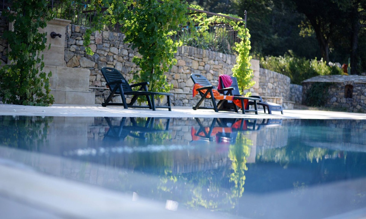 Le Val House | Rent Family house in Provence Verte Center Var sleeps 25 Le Val 83143