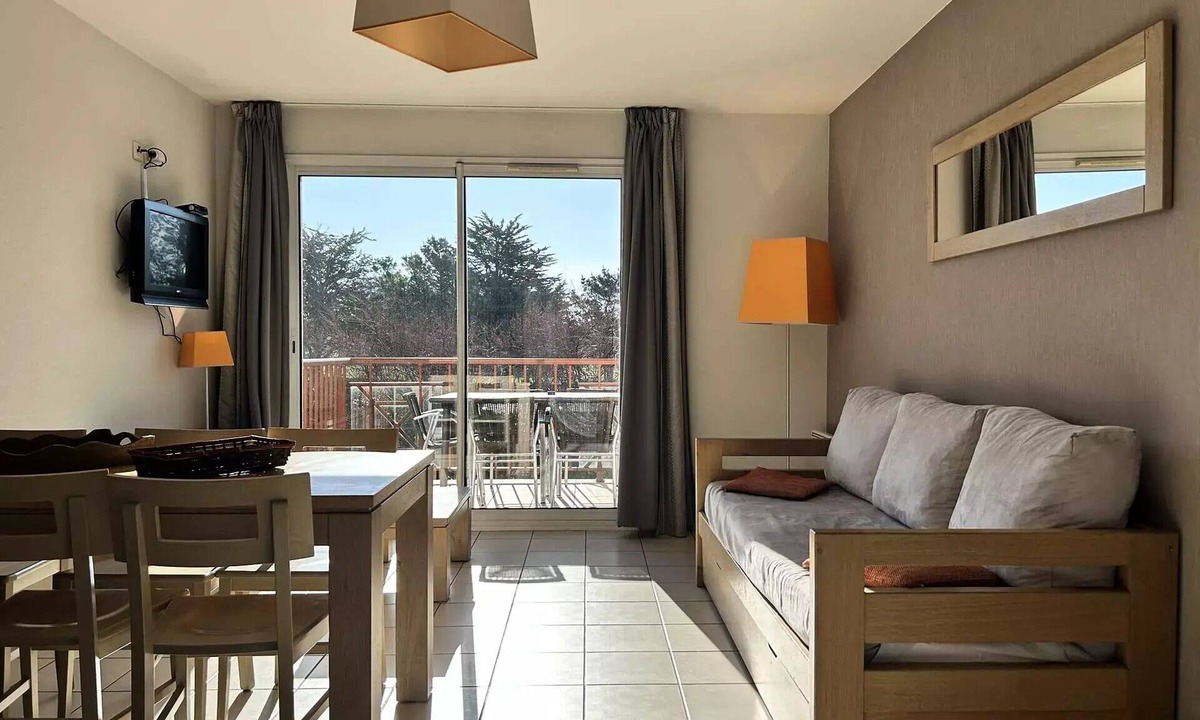 Sables-d'Or-les-Pins Apartment | Residence Des Pins - 2 Rooms for 2 Persons