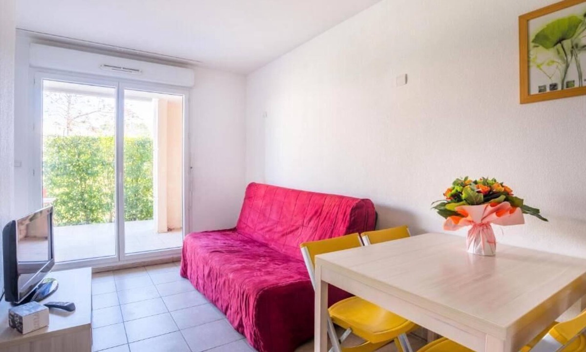 La Bouverie Apartment | Residence Les Parasols d'Argens *** - 2 Rooms 4 People