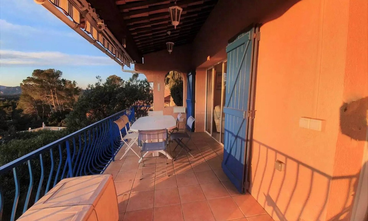 La Bouverie Villa | Residence Rq000-03-roquebrune Sur Argens - ROQUEBRUNE ON ARGENS Air-conditioned villa 5 rooms 8 beds Private pool