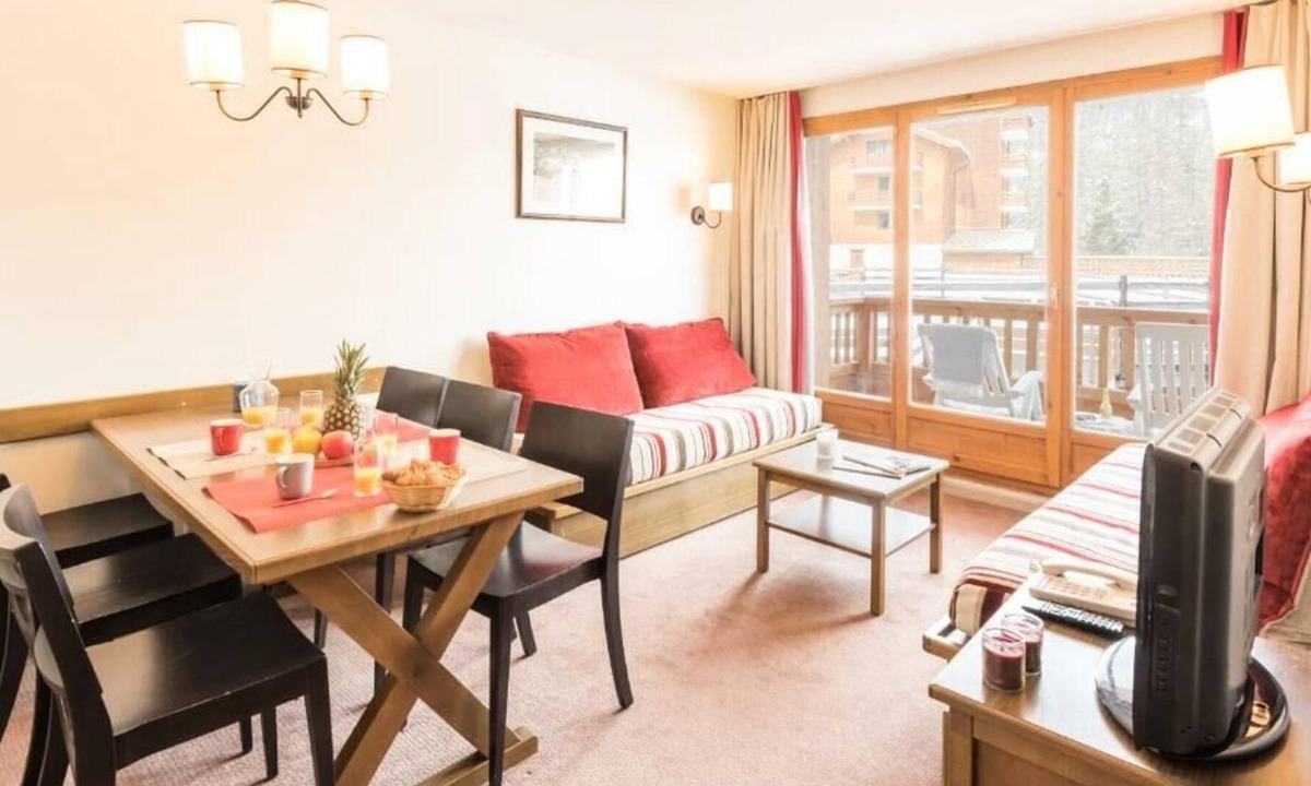 Les Claux Apartment | Residence Pierre & Vacances L'Albane - Apartment for 4 people - 1 bedroom