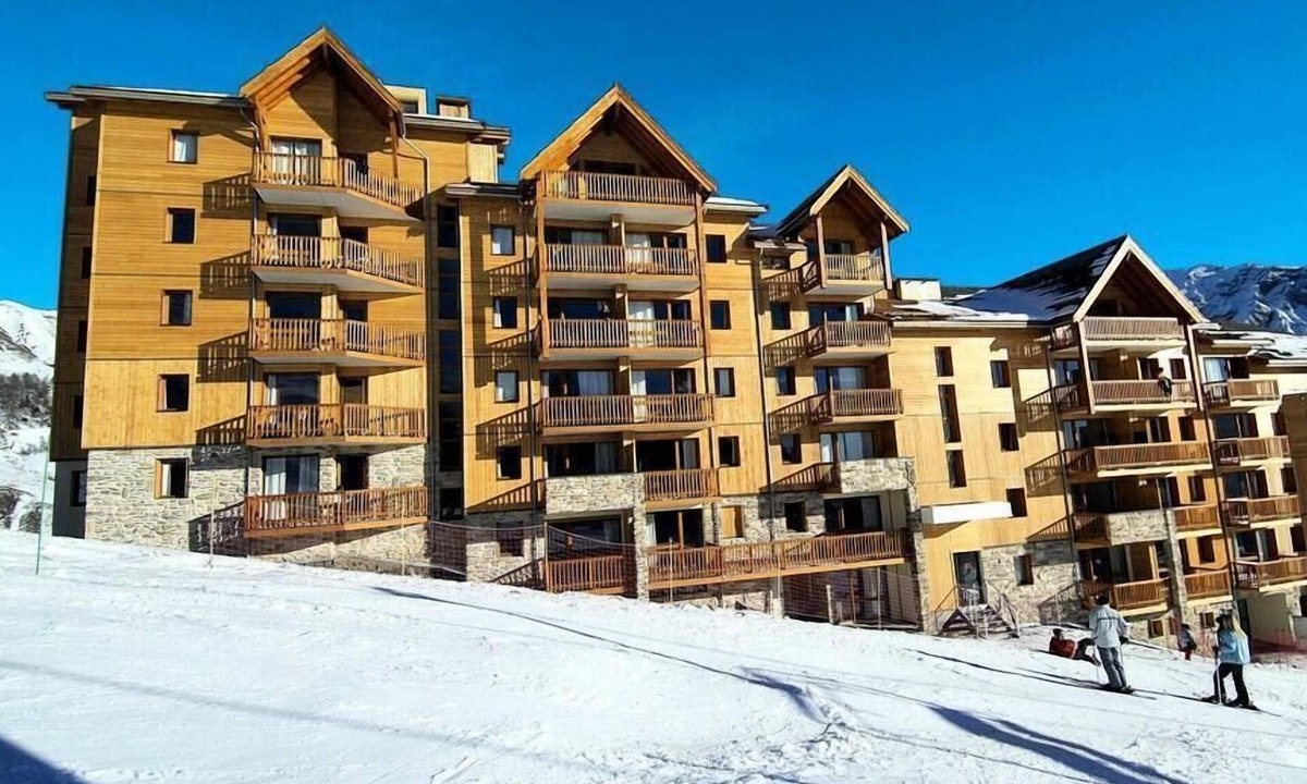 Orcieres-Merlette Apartment | Residence Rochebrune Vallon**** - Labellemontagne - 2 Rooms 4 People