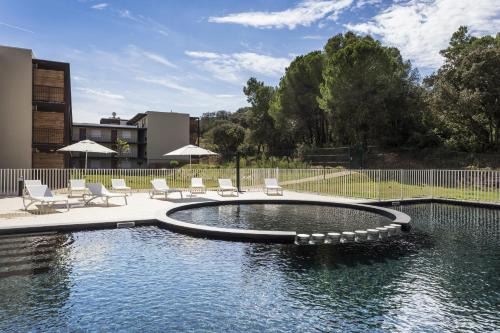 Remoulins Apartment | Residhotel Pont du Gard