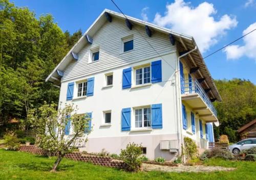 Saint-Die Apartment | Rez-de-jardin en lisière de forêt