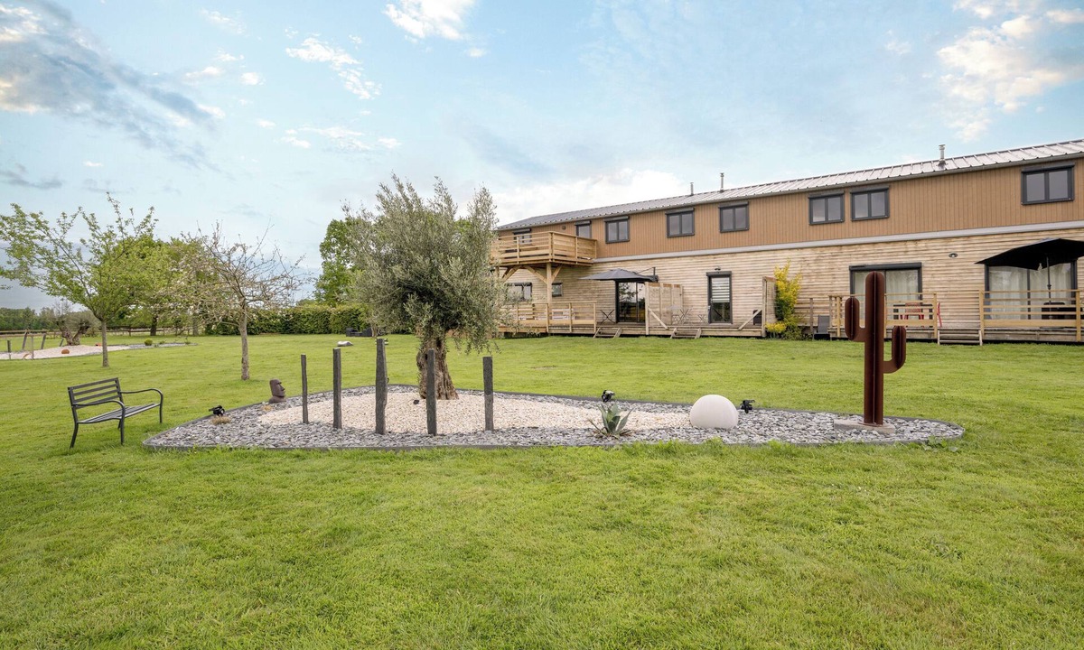 Ploufragan Apartment | Romantic Getaway, close to St-Brieuc & the beaches
