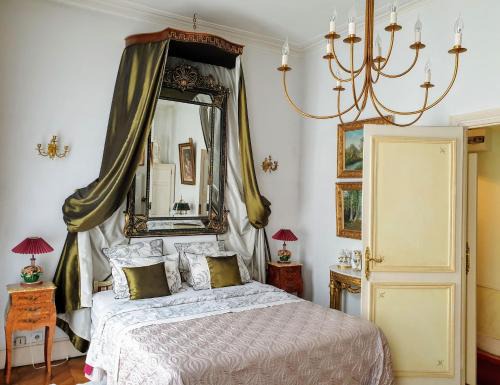 Provins Apartment | Royal Hubert