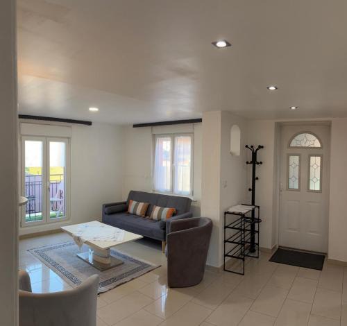 Ingersheim Apartment | séjour en Alsace