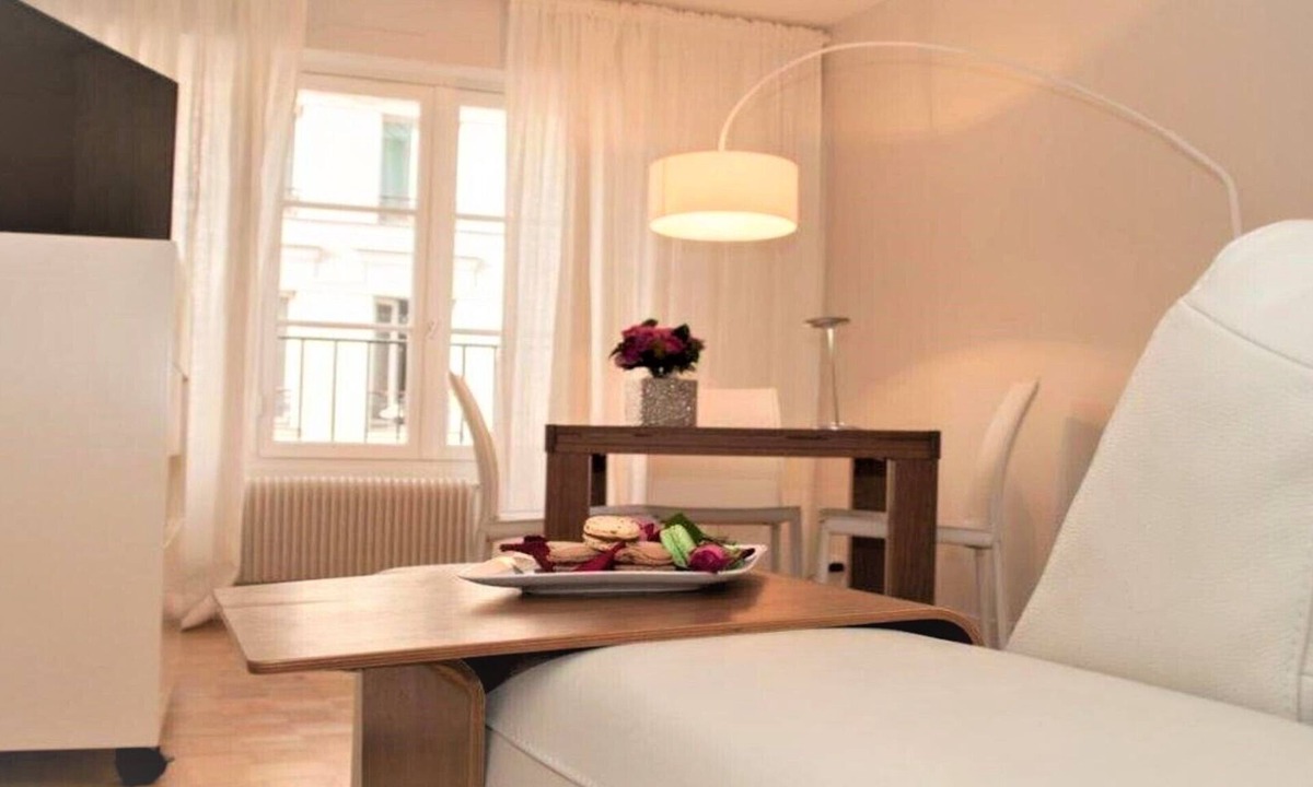 Notre-Dame-des-Champs Apartment | Saint German des-Prés chic and comfortable