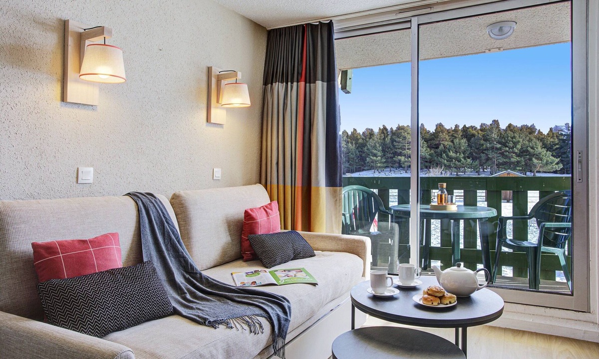 Pyrenees 2000 Apartment | Scenic Family Apartment in the Pyrenees