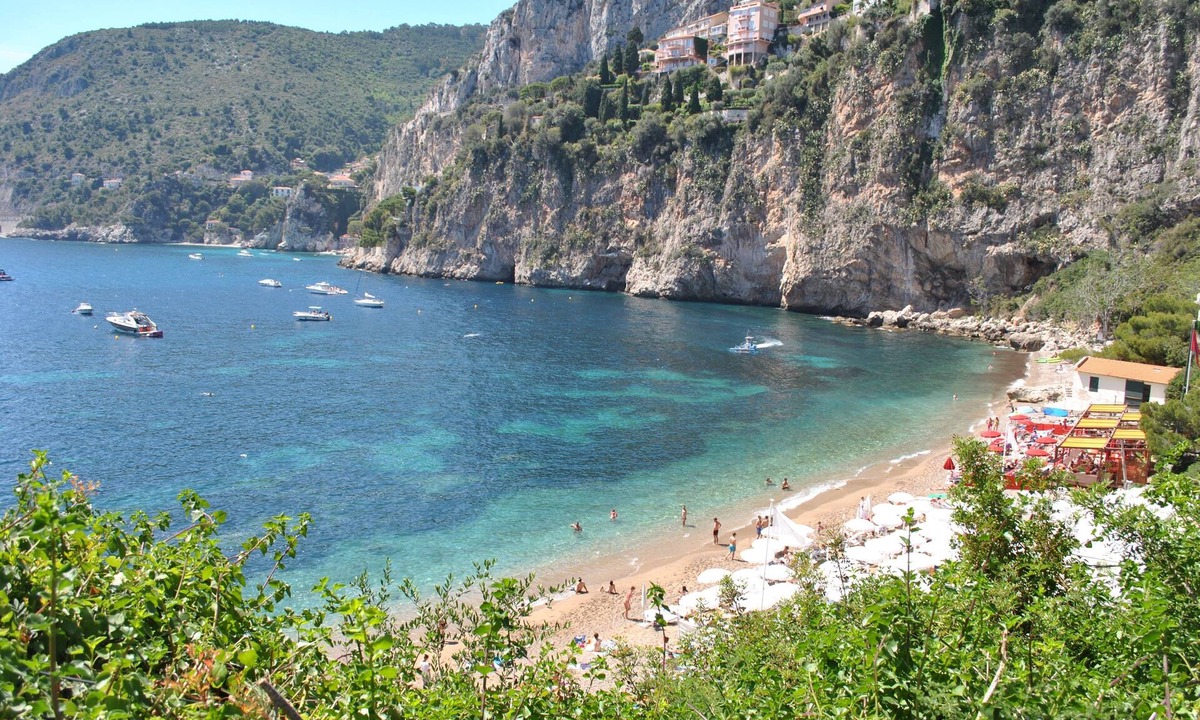Cap d'Ail Apartment | Sea view apartment, infinity pool, sleeps 4-5 people, 5 minutes from Monaco