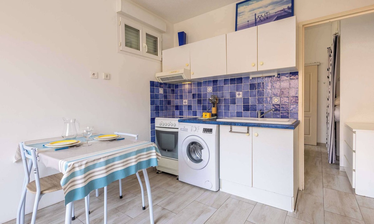 Valras-Plage Apartment | Seaside Apartment – Ideal for Families and Friends