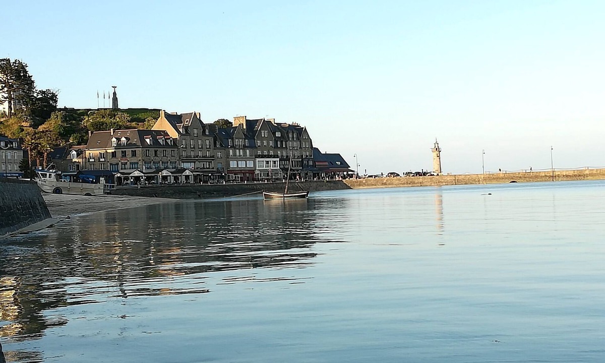 Cancale Cottage | Small gîte in Cancale near Saint-Malo, Mont Saint-Michel, Dinard.