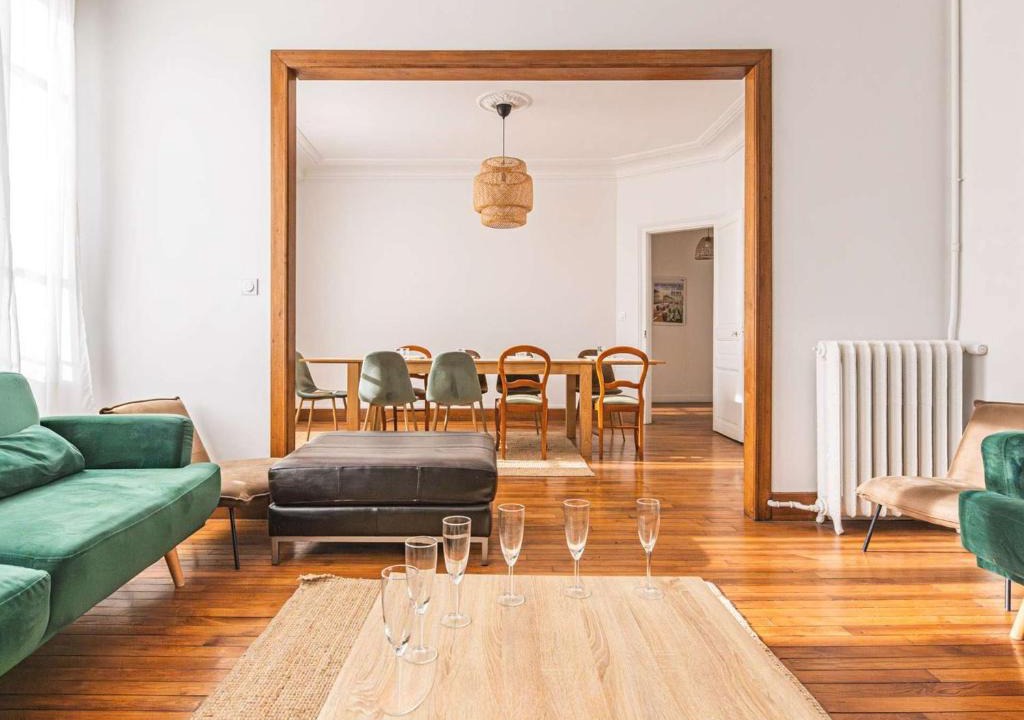 Barbatre House | Spacieuse Maison Rénovée près Basilique St-Rémi, 11 Pers, Terrasse - FR-1-870-2