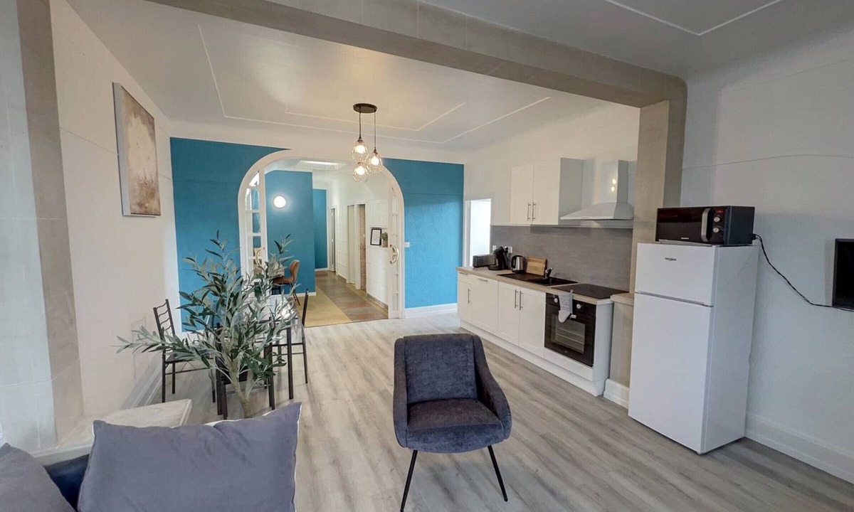 Saint-Dizier Apartment | Spacious 2-bedroom house with terrace and parking