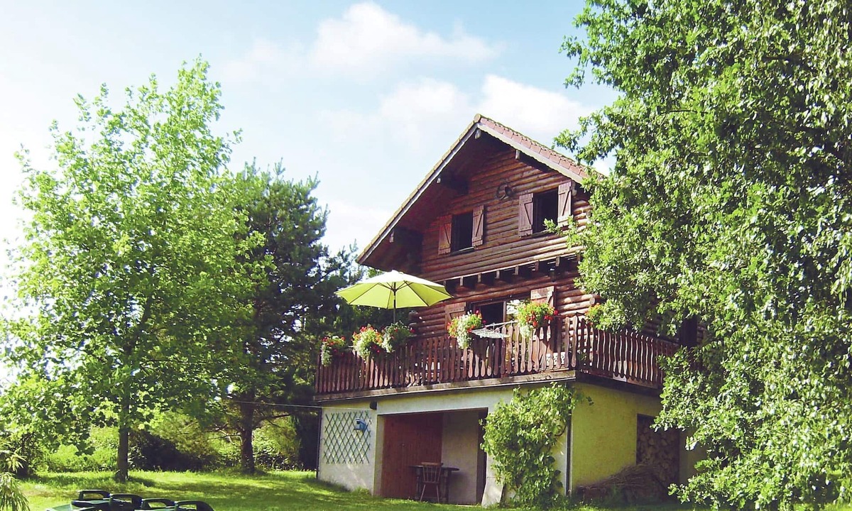 Hommert Ski Chalet | Spacious Chalet for 4 in Hommert