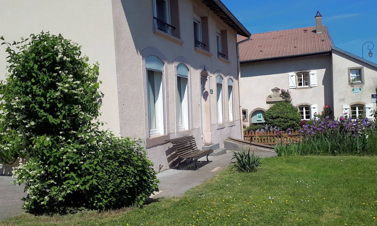 Repaix Cottage | Spacious Family Cottage near the Vosges
