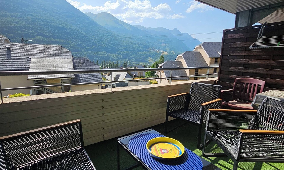 Luz-Saint-Sauveur Apartment | Studio 4 persons MAGNIFICENT MOUNTAIN VIEW pyrenees zenith LUZ ST SAUVEUR