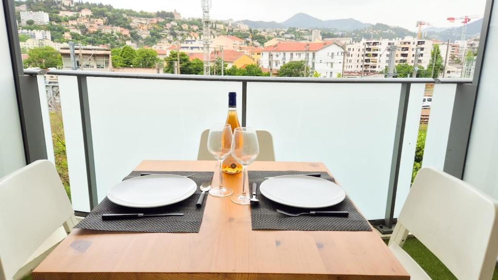 Saint-Roch Apartment | Studio avec terrasse Nice
