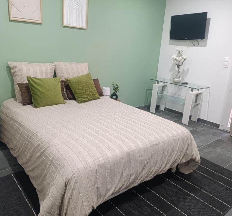 Boulazac-Isle-Manoire Apartment | Studio Boulazac proche Palio