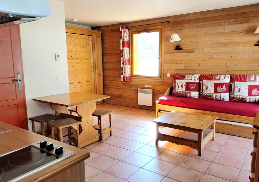 Pra Loup Apartment | Studio cabine avec balcon et parking, à Pra Loup 1500 - FR-1-504-301