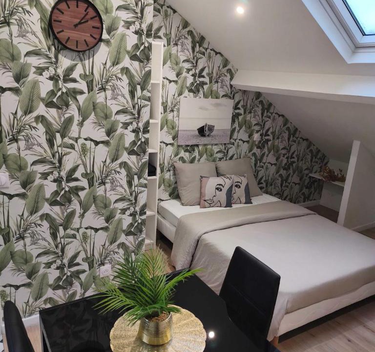 Charleville-Mezieres Apartment | Studio confortable avec parking