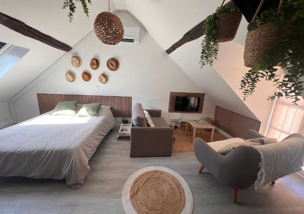 Nemours Apartment | Studio cosy - climatisation- Centre Nemours - Gare -